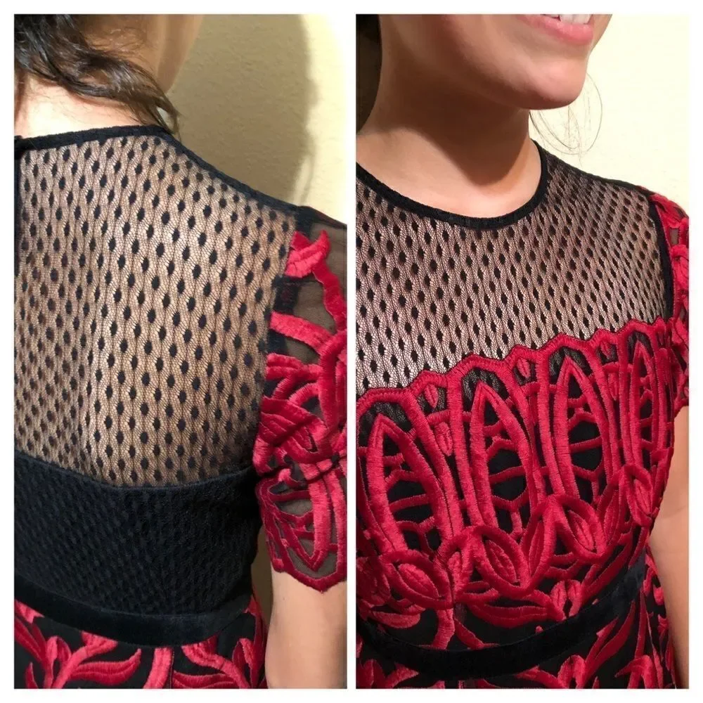 Foxiedox Rosa Lynn Crochet Dress Size Small - Picture 4 of 8